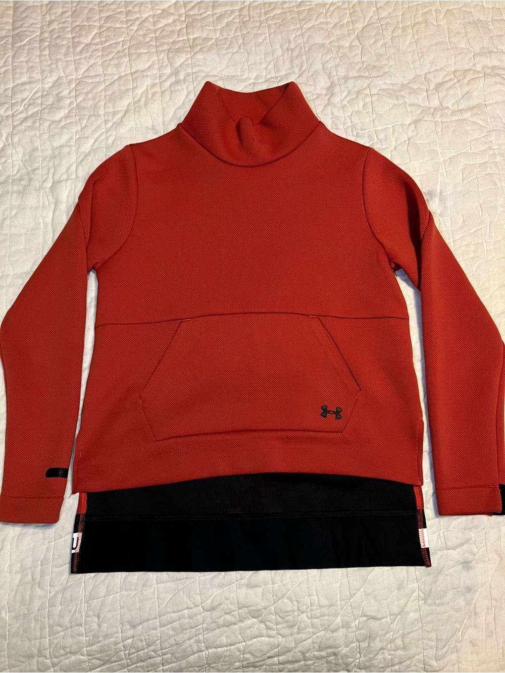 UNDER ARMOUR Women's Move Loose Fit Mock Neck Radio Red Size Med Layered Logo